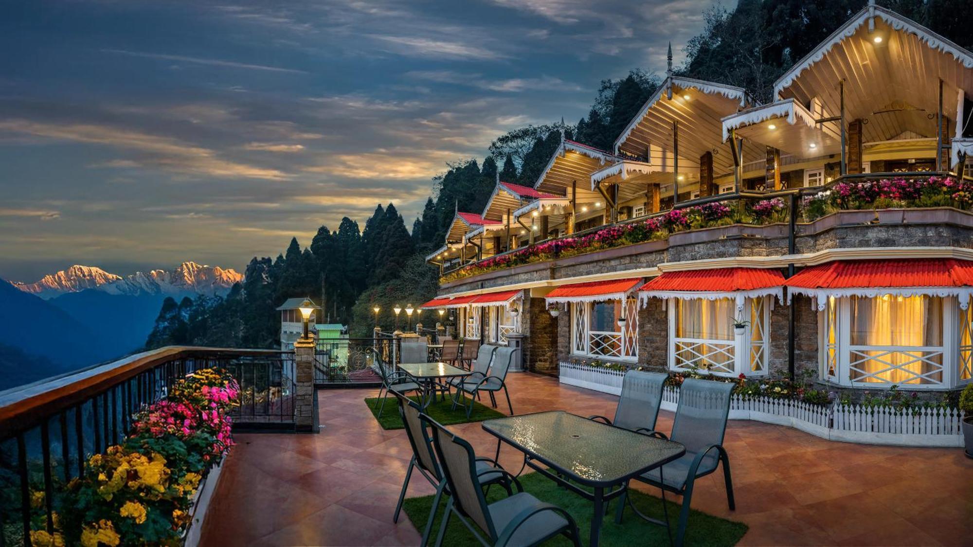 Summit Grace Boutique Hotel & Spa Дарджилинг Екстериор снимка